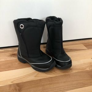 New! Lands end snow boots.